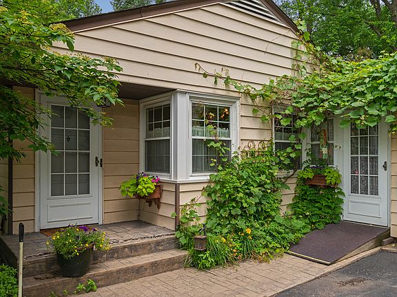 Front Door / Side Entrance