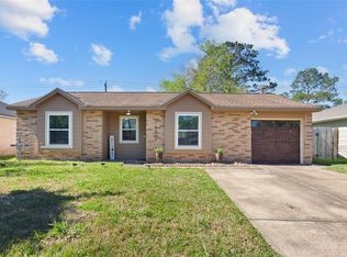 16806 David Glen Dr, Friendswood, TX 77546