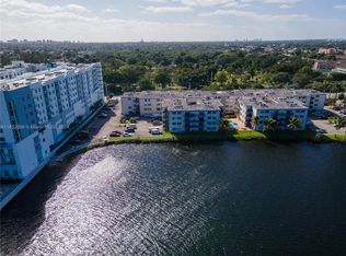 5501 NW 7th St APT E204, Miami, FL 33126