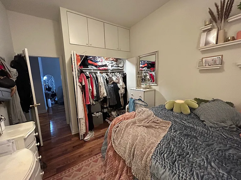 15 E Pearson St #3 — Photo 14