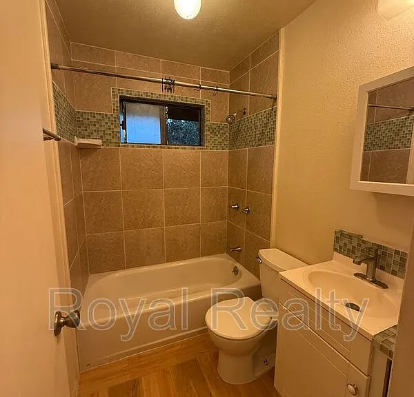 219 W Waiko Rd #F-LS011 — Photo 15