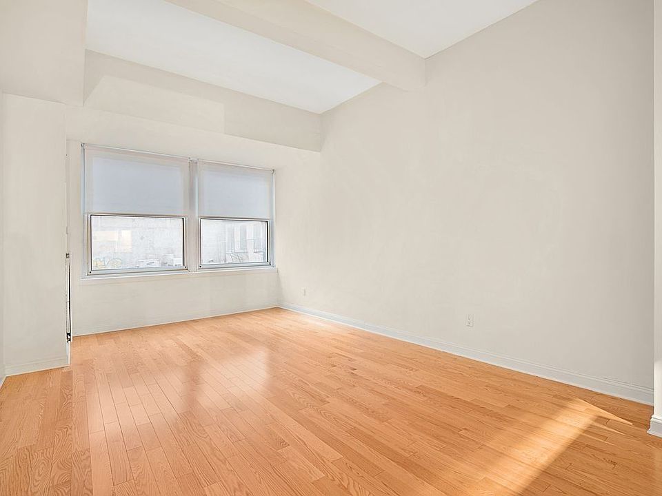 1st image of 88 Greenwich St APT 312