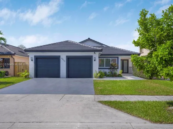 8830 NW 150th St, Miami Lakes, FL 33018