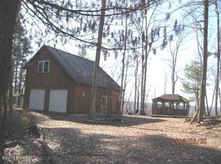 Towpath Rd, Hawley, PA 18428