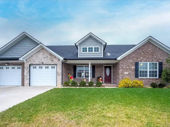 636 E Chelsea Dr, Cynthiana, KY 41031