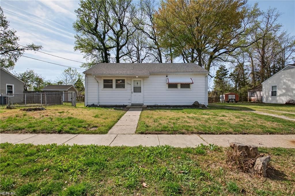 Apartment in Chesapeake, Loxley Gardens