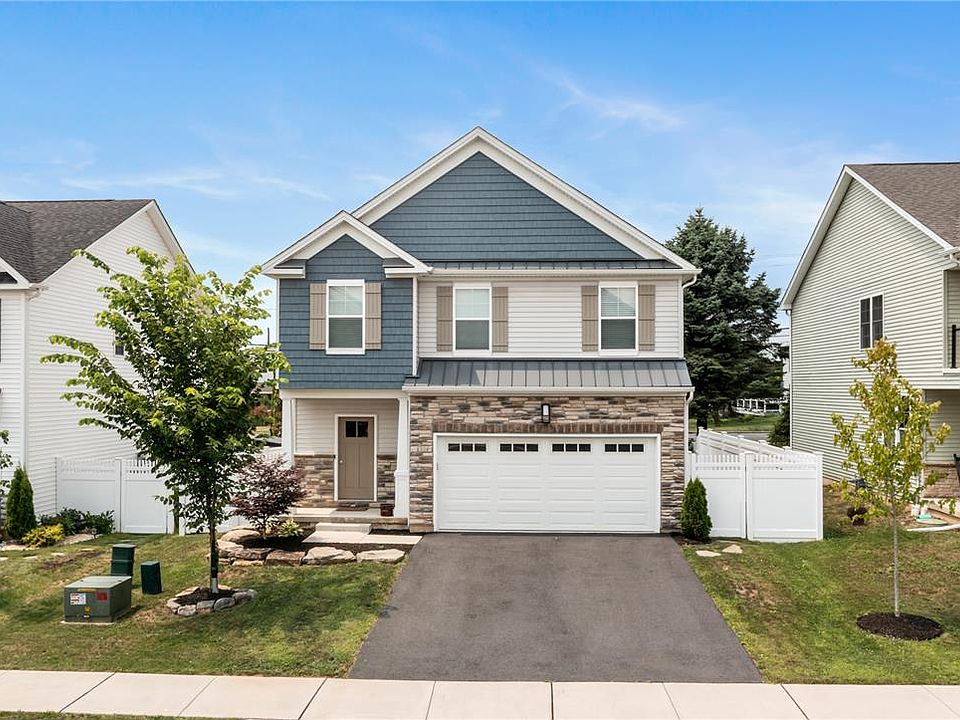 1st image of 326 Bendelow Ln