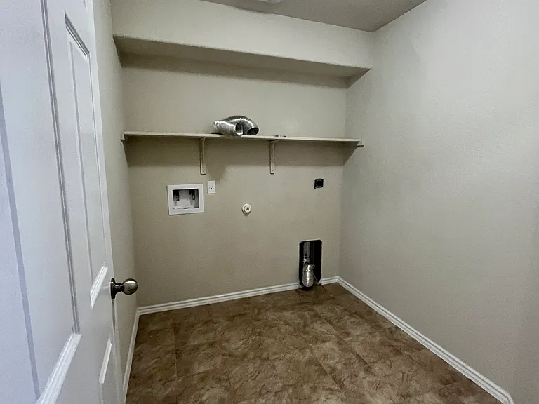 3009 Jackal Dr — Photo 18