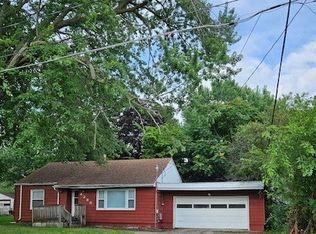 4285 NE 34th St, Des Moines, IA 50317