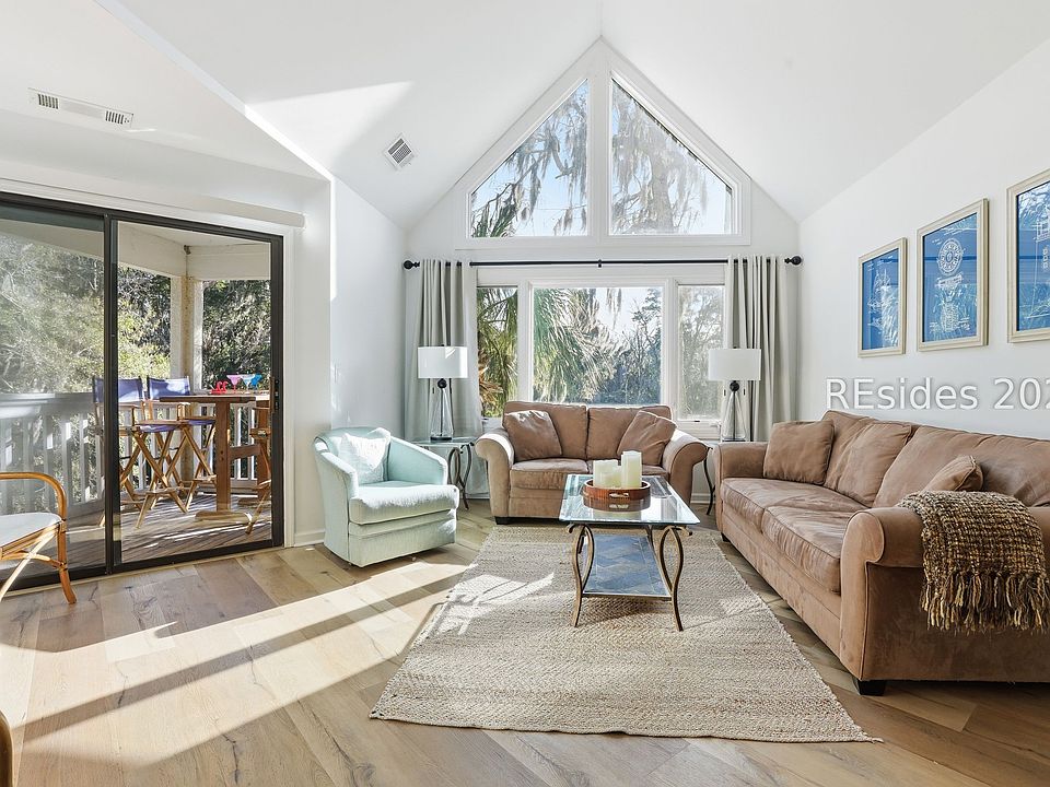 1st image of 200 Colonnade Dr #198