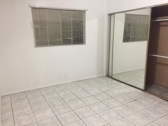 5th image of 3108 Driggs Ave