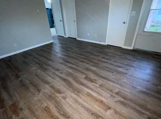 2810 Edgewood Rd, Portage, IN 46368