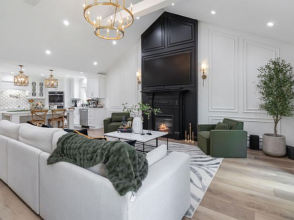 5th image of 2657 River Rd