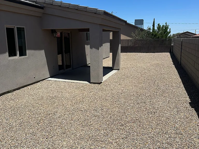 2619 Harrod Ave — Photo 3