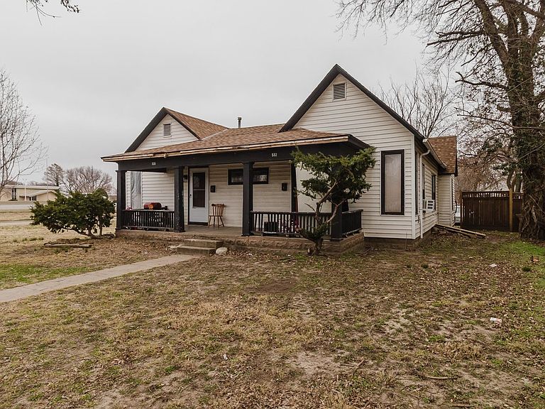 Listing photo 3