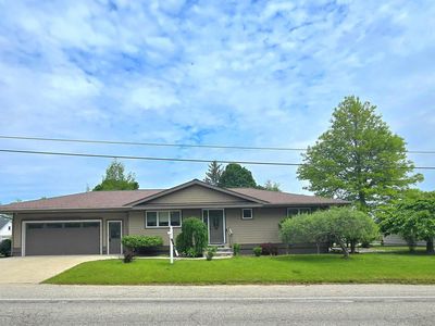 205 S Elm St, Suttons Bay, MI, 49682