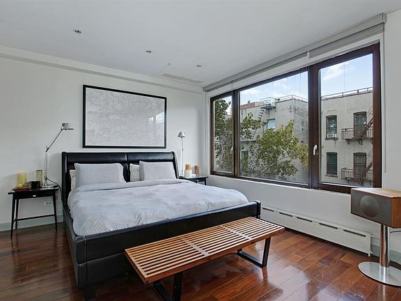 5th image of 251 W 121st St APT 4