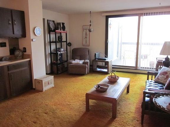 5th image of 2929 Sunnyside Dr APT 325B