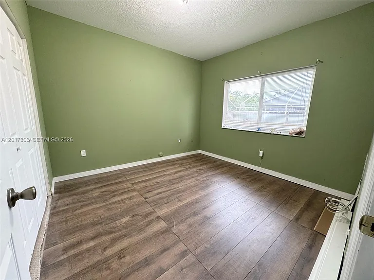 11951 SW 192nd Ter — Photo 4