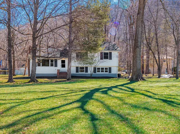 8 Adelaide Lane, Washingtonville, NY 10992