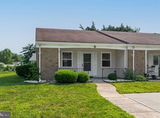 5 Cheshire Ct, Southampton, NJ 08088
