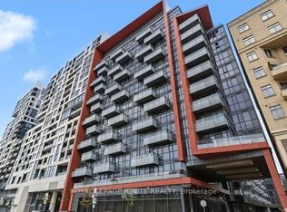 560 Front St W #828, Toronto, ON M5V 1C1