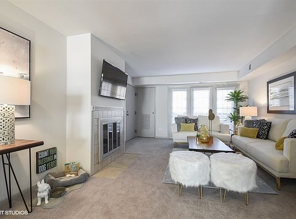 3rd image of 904 Atlantic Ave APT C