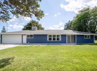884 E Division St, Fond Du Lac, WI 54935