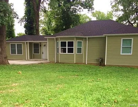 11 Carson Dr photo 1