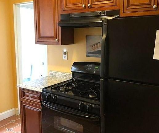 3rd image of 2031 Commonwealth Ave #17