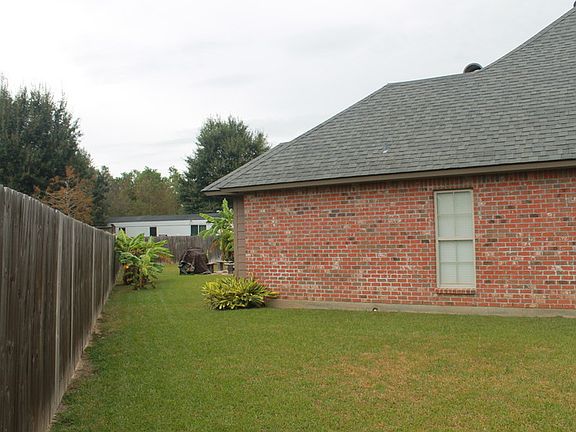 4th image of 107 Bald Cypress Trl