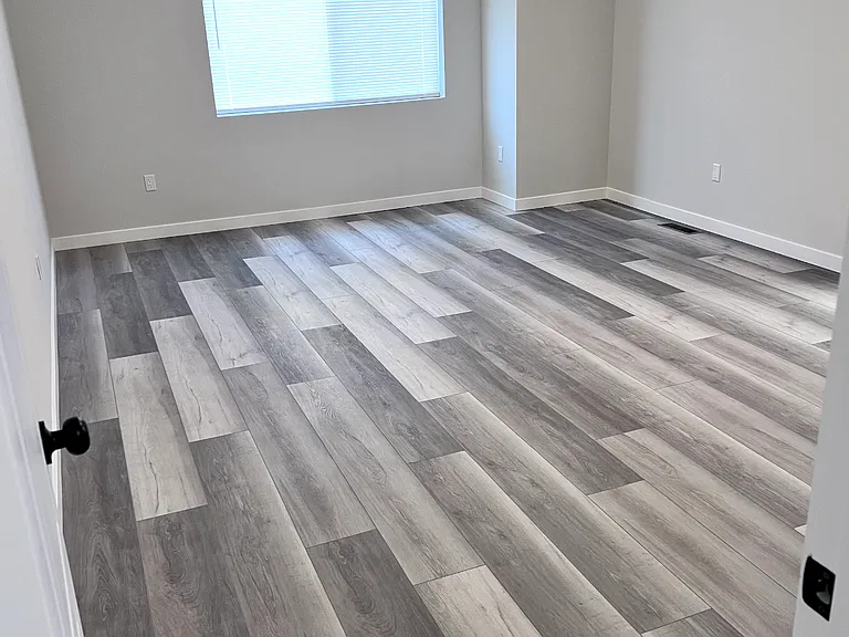 1806 N Coach Ln — Photo 10
