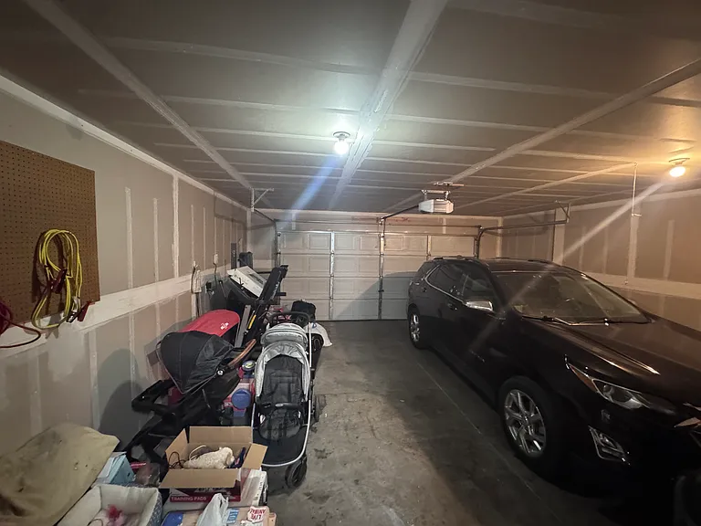1131 SW Independence — Photo 38