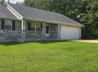 19596 Lyle Ln, Saint Robert, MO 65584