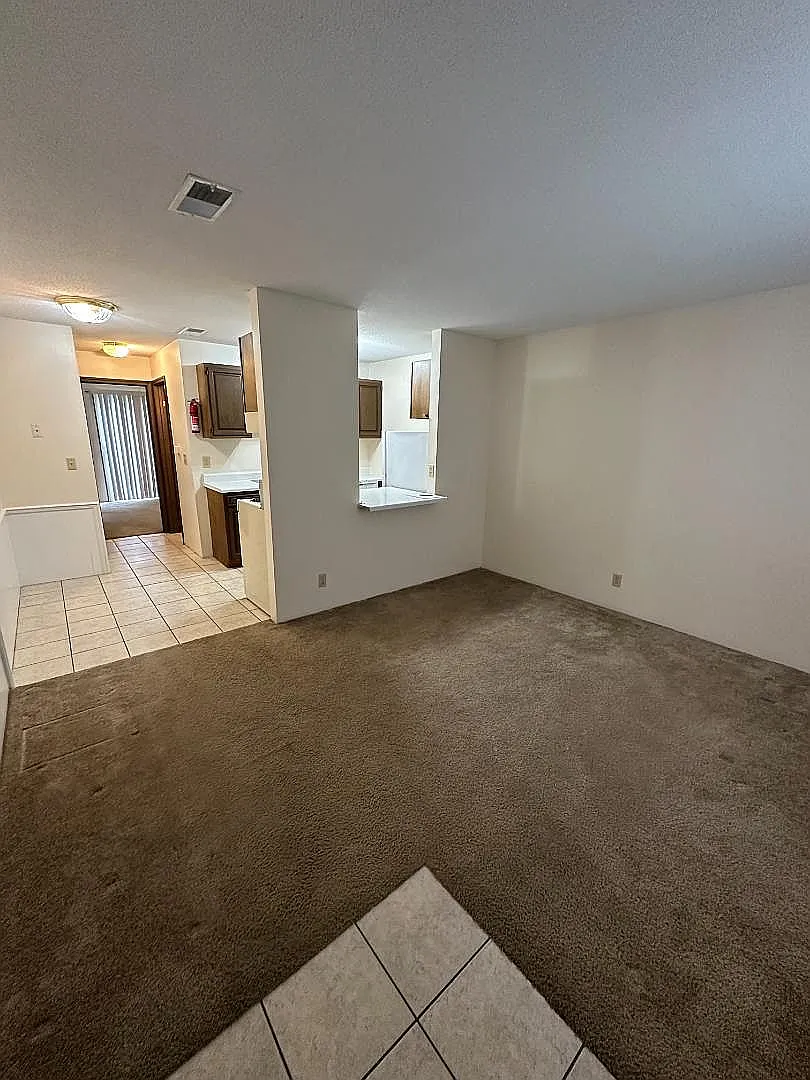 1 bed, $750 — Photo 2