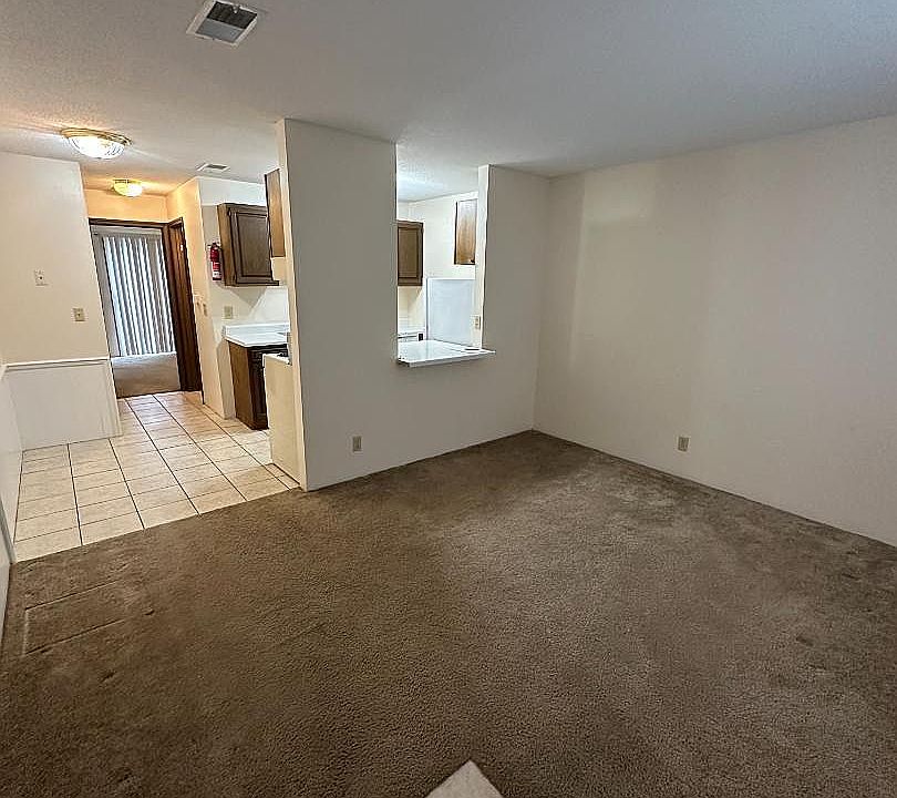 2nd image of 1732 Tanner Bridge Rd #203