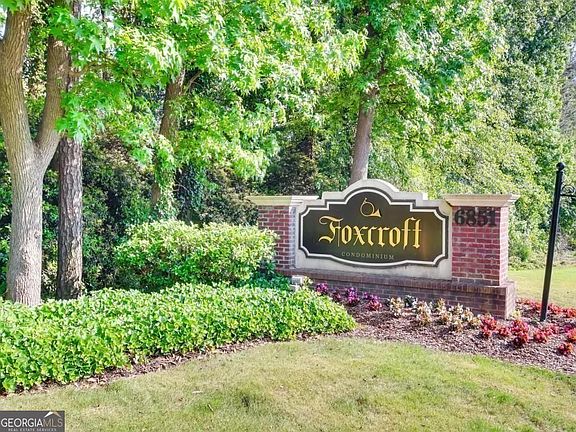 3rd image of 6851 Roswell Rd APT N20