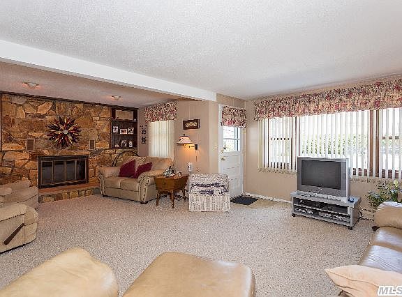 2nd image of 5 Lordly Ct