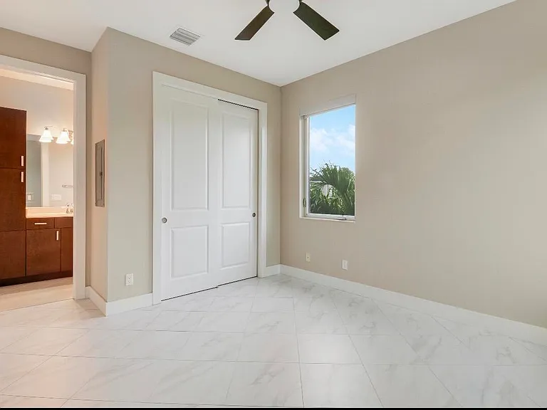 5029 Grandiflora Rd — Photo 47