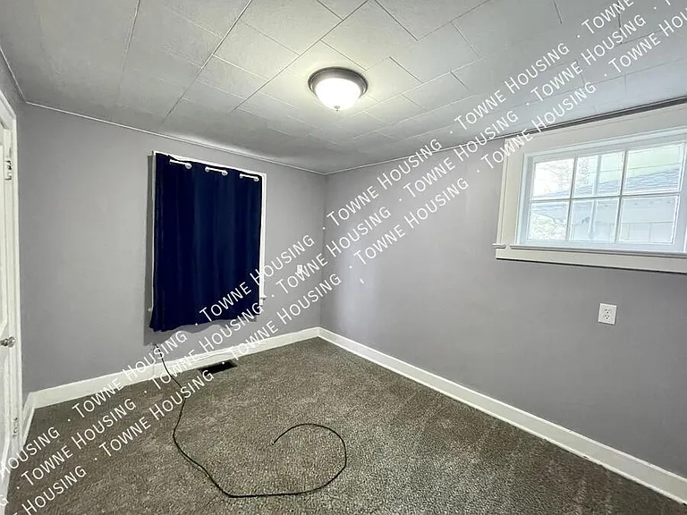 640 Magee Ave #1 — Photo 14