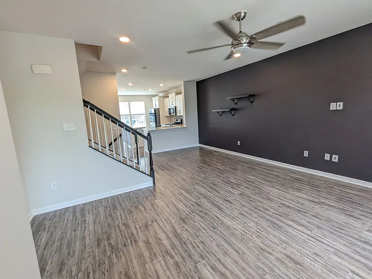 5143 Constitution St — Photo 21