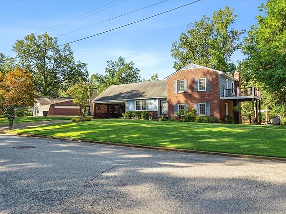 4th image of 3969 Lakemont Dr