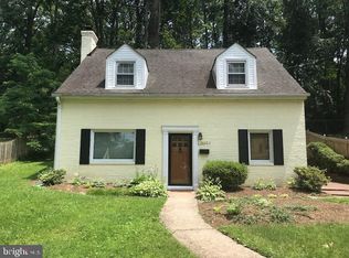 3003 Woodlawn Ave, Falls Church, VA 22042