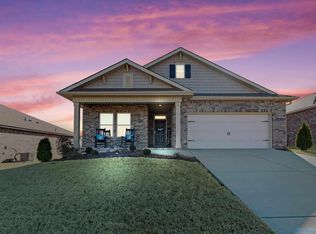 108 Settlement Dr, Huntsville, AL 35810