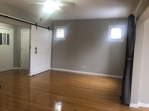 4th image of 20 S Austin Blvd APT 2