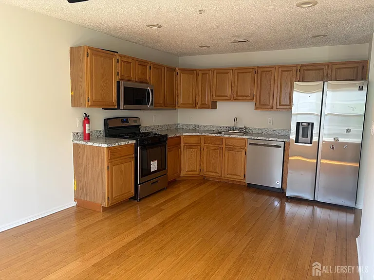14 Prestwick Way — Photo 6