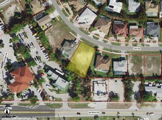 76 Tahiti Rd, Marco Island, FL 34145