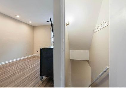 5th image of 330 Beecher St #B