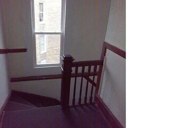4th image of 724 N Christiana Ave Floor 2