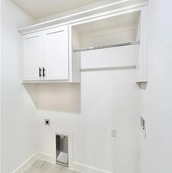 8 Kirkdouglas Ln — Photo 10